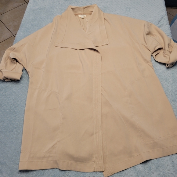 Max Studios Jacket/Cardigan - Picture 4 of 16